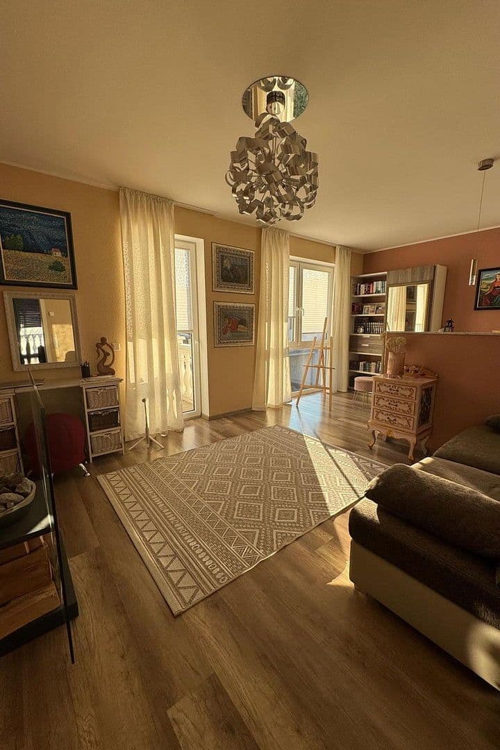 Prodej domu 194 m², pozemek 464 m², Mössingen, Bádensko-Württembersko Prodej domu 194 m², pozemek 464 m², Mössingen, Bádensko-Württembersko