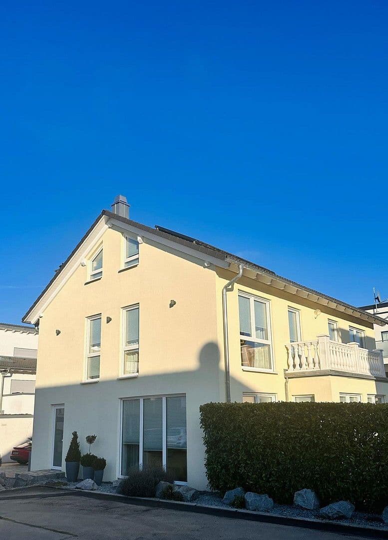 Prodej domu 194 m², pozemek 464 m², Mössingen, Bádensko-Württembersko Prodej domu 194 m², pozemek 464 m², Mössingen, Bádensko-Württembersko