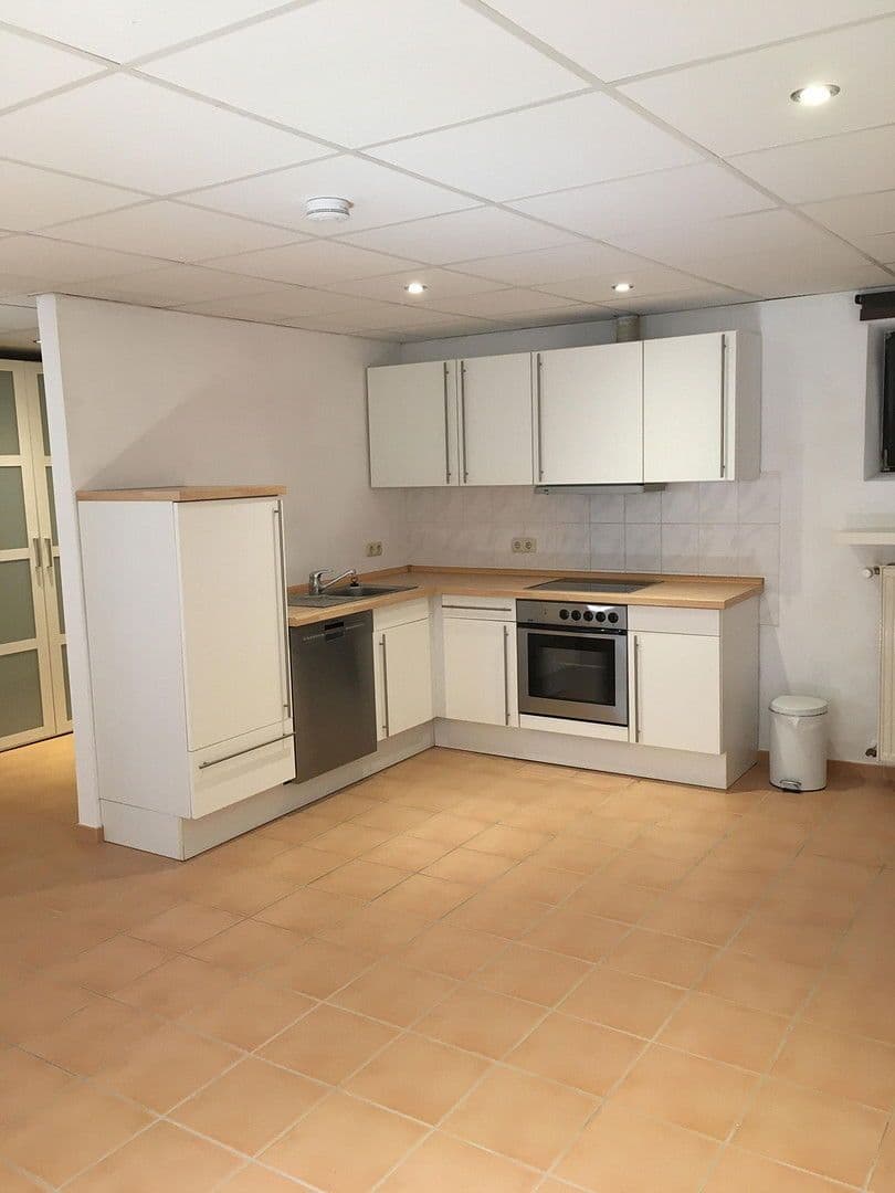 Prodej domu 140 m², pozemek 778 m², Rüsselsheim am Main, Hessen Prodej domu 140 m², pozemek 778 m², Rüsselsheim am Main, Hessen