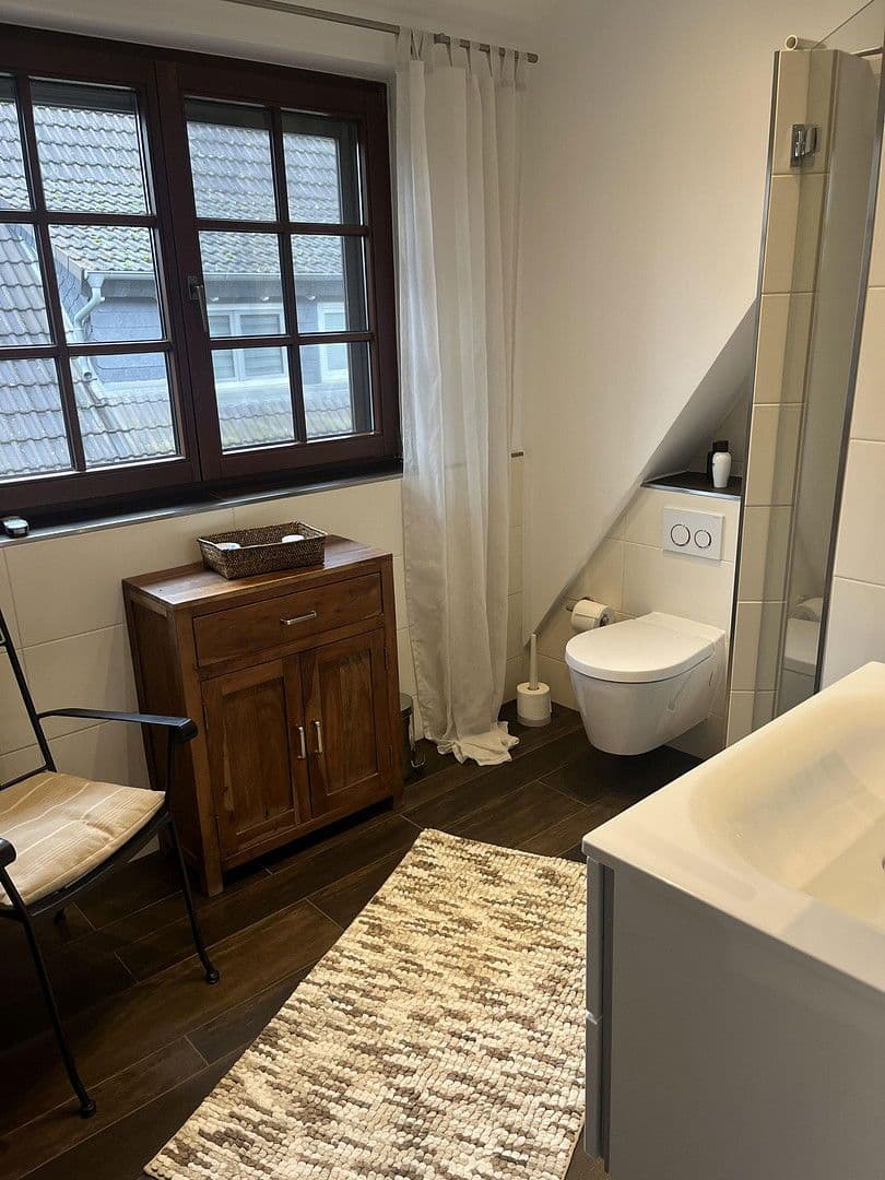 Prodej domu 140 m², pozemek 778 m², Rüsselsheim am Main, Hessen Prodej domu 140 m², pozemek 778 m², Rüsselsheim am Main, Hessen