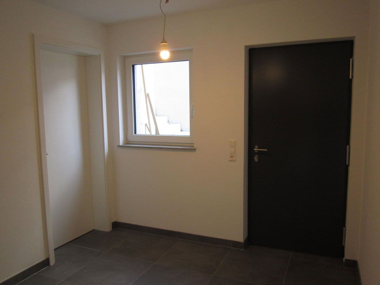 Pronájem bytu 2+kk 43 m², Herrenberg, Bádensko-Württembersko Pronájem bytu 2+kk 43 m², Herrenberg, Bádensko-Württembersko