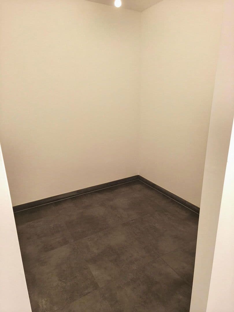 Pronájem bytu 2+kk 43 m², Herrenberg, Bádensko-Württembersko Pronájem bytu 2+kk 43 m², Herrenberg, Bádensko-Württembersko