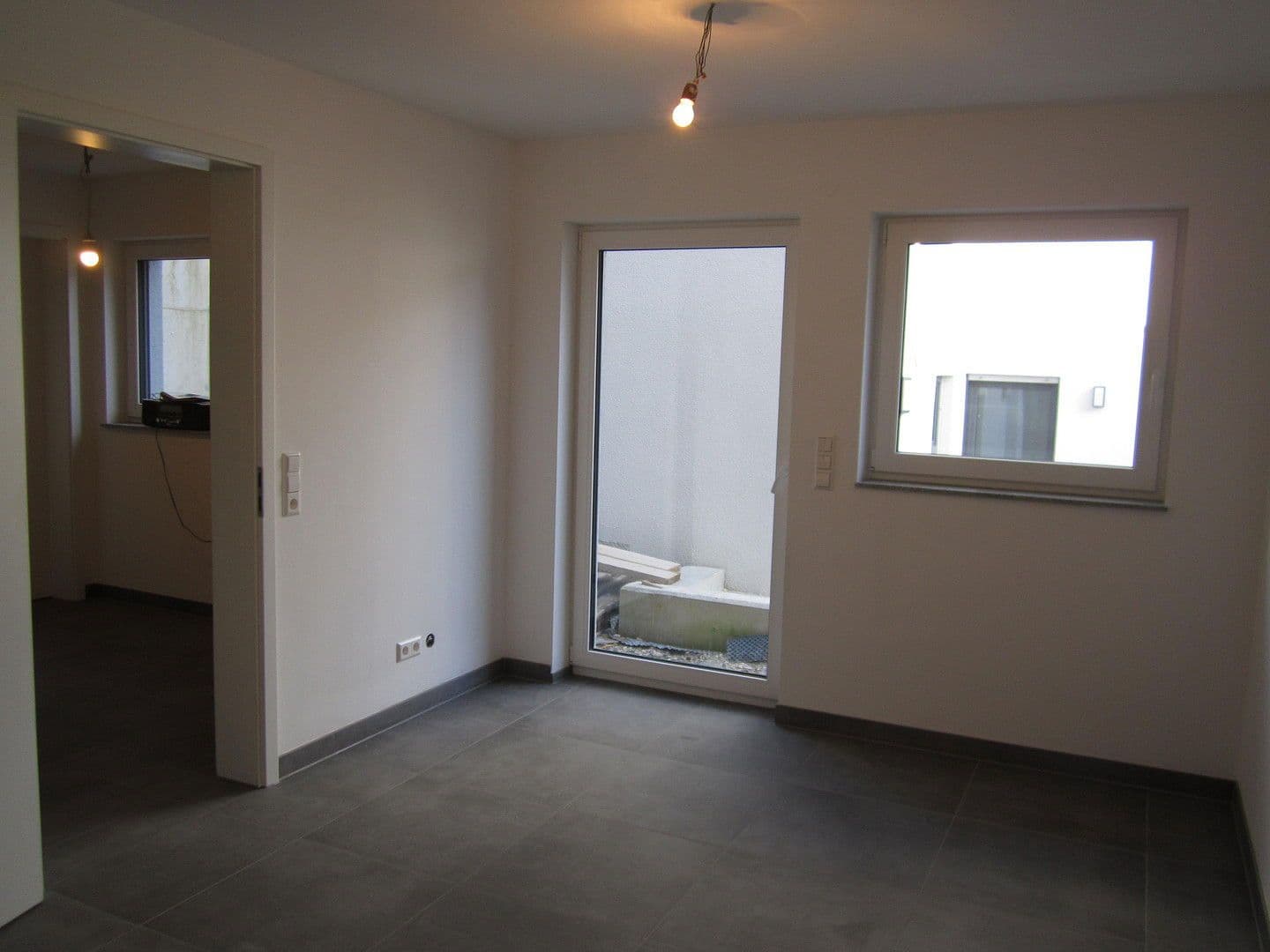 Pronájem bytu 2+kk 43 m², Herrenberg, Bádensko-Württembersko Pronájem bytu 2+kk 43 m², Herrenberg, Bádensko-Württembersko