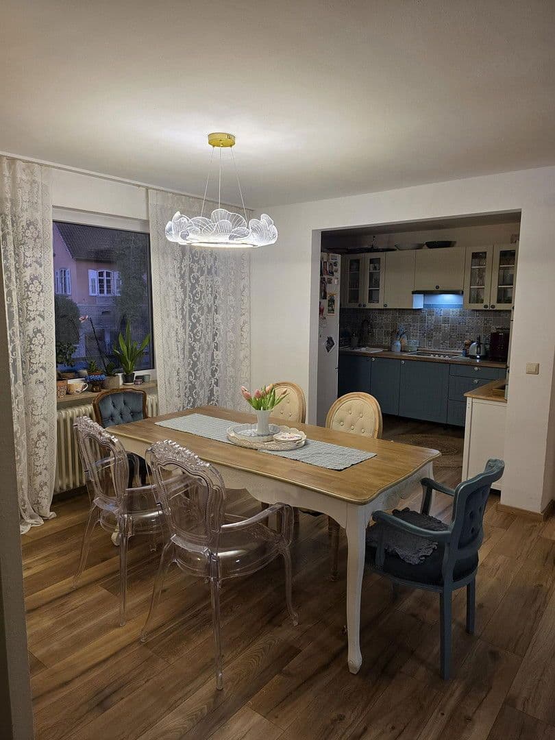 Pronájem bytu 5+1 99 m², Jahnstraße 1, Überlingen, Bádensko-Württembersko Pronájem bytu 5+1 99 m², Jahnstraße 1, Überlingen, Bádensko-Württembersko