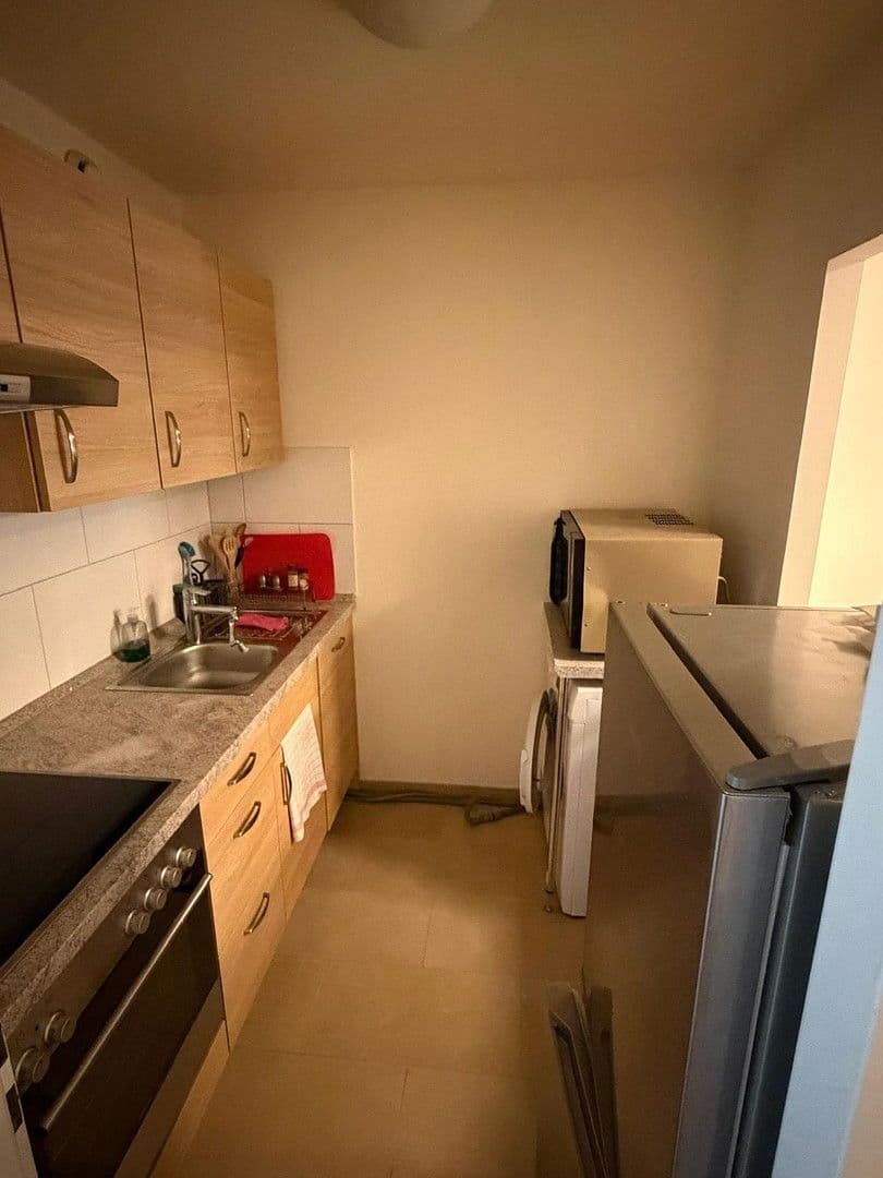 Pronájem bytu 1+1 35 m², Lerchenauerstr. 219, München, Bavorsko Pronájem bytu 1+1 35 m², Lerchenauerstr. 219, München, Bavorsko