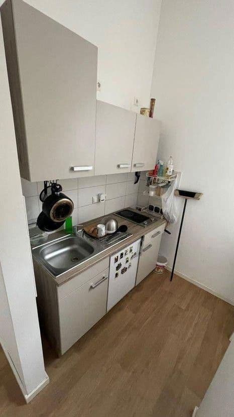 Pronájem bytu 1+kk 38 m², Robert-Koch-Straße 18, Schwerin, Mecklenburg-Vorpommern Pronájem bytu 1+kk 38 m², Robert-Koch-Straße 18, Schwerin, Mecklenburg-Vorpommern