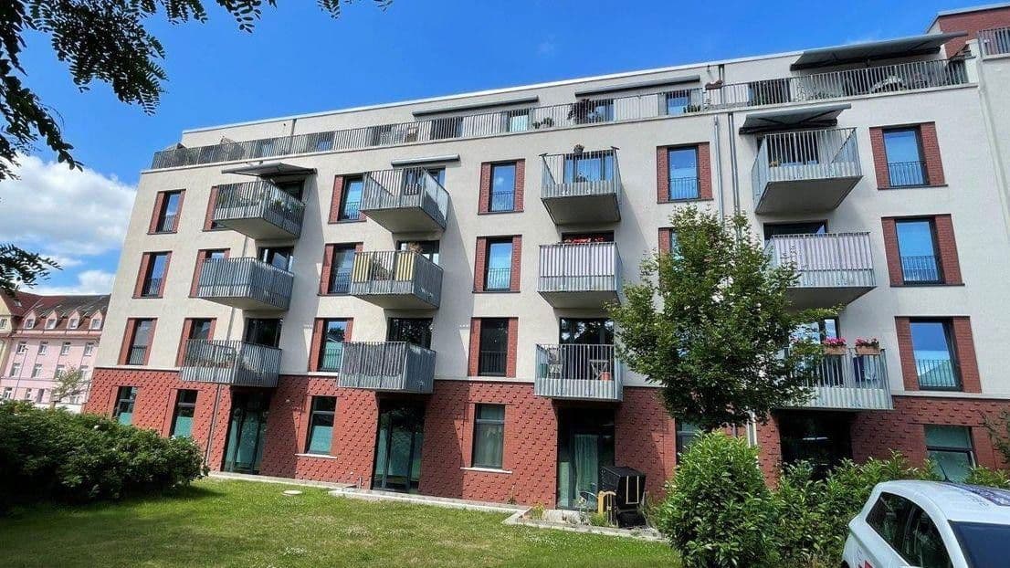 Pronájem bytu 1+kk 38 m², Robert-Koch-Straße 18, Schwerin, Mecklenburg-Vorpommern Pronájem bytu 1+kk 38 m², Robert-Koch-Straße 18, Schwerin, Mecklenburg-Vorpommern