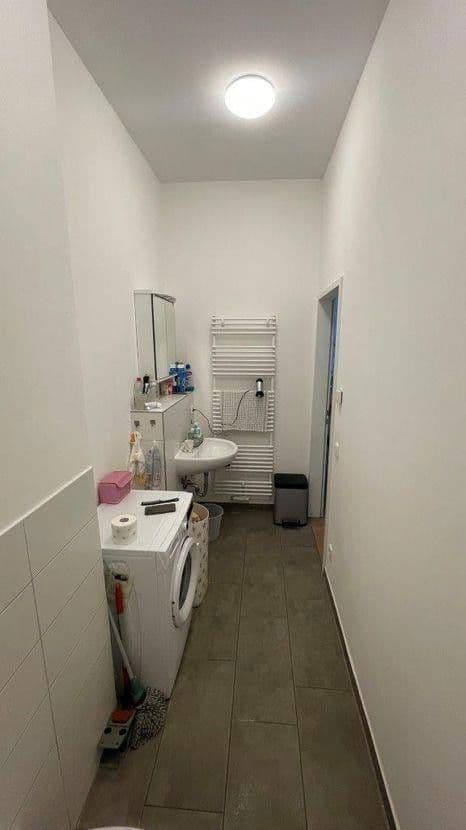 Pronájem bytu 1+kk 38 m², Robert-Koch-Straße 18, Schwerin, Mecklenburg-Vorpommern Pronájem bytu 1+kk 38 m², Robert-Koch-Straße 18, Schwerin, Mecklenburg-Vorpommern