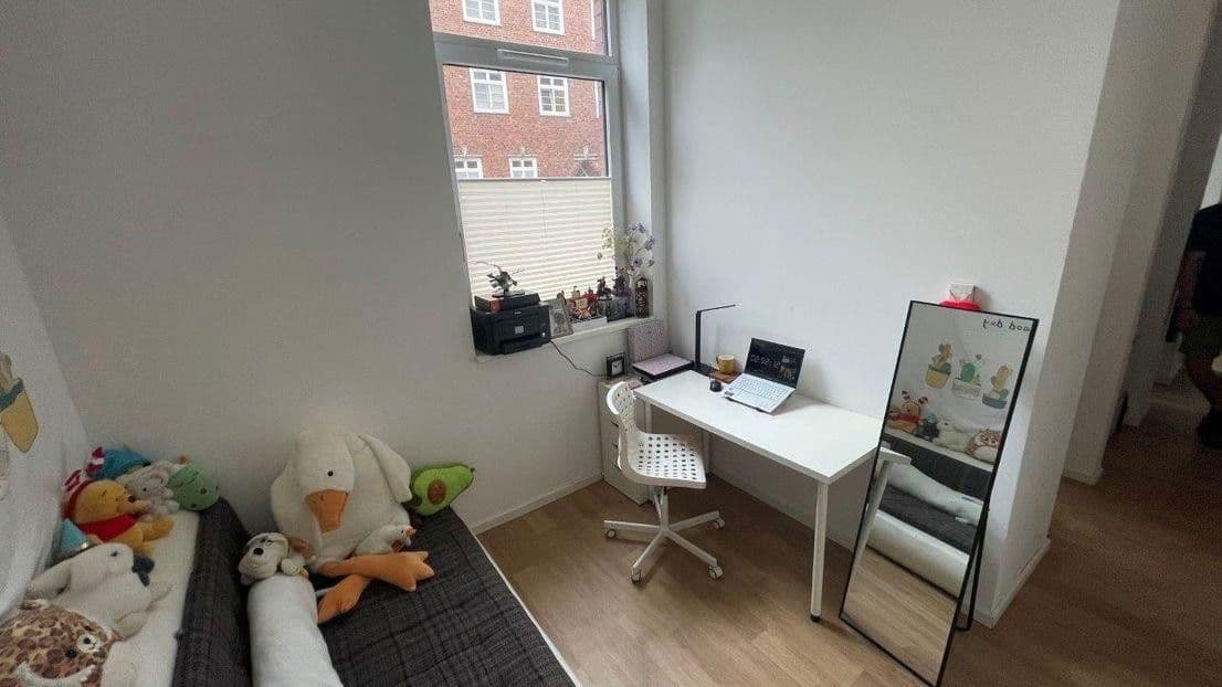 Pronájem bytu 1+kk 38 m², Robert-Koch-Straße 18, Schwerin, Mecklenburg-Vorpommern Pronájem bytu 1+kk 38 m², Robert-Koch-Straße 18, Schwerin, Mecklenburg-Vorpommern