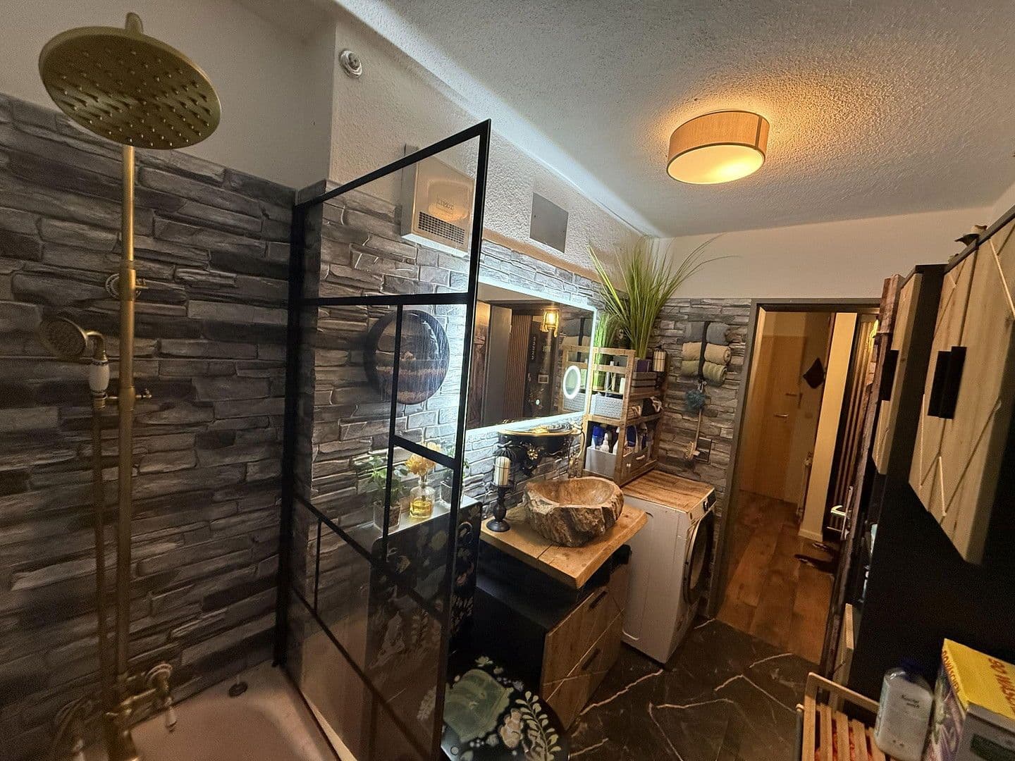 Prodej bytu 2+1 58 m², Laufenburg (Baden), Bádensko-Württembersko Prodej bytu 2+1 58 m², Laufenburg (Baden), Bádensko-Württembersko