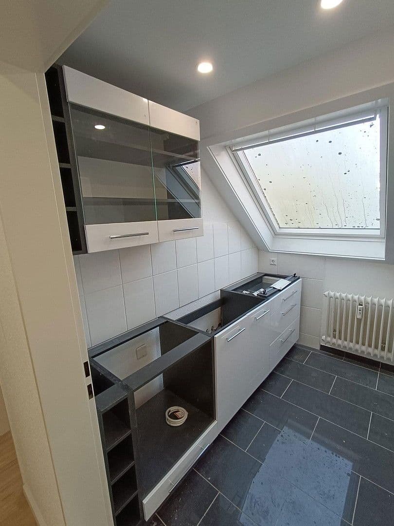 Pronájem bytu 3+1 53 m², Kirchstr. 12, Deizisau, Bádensko-Württembersko Pronájem bytu 3+1 53 m², Kirchstr. 12, Deizisau, Bádensko-Württembersko