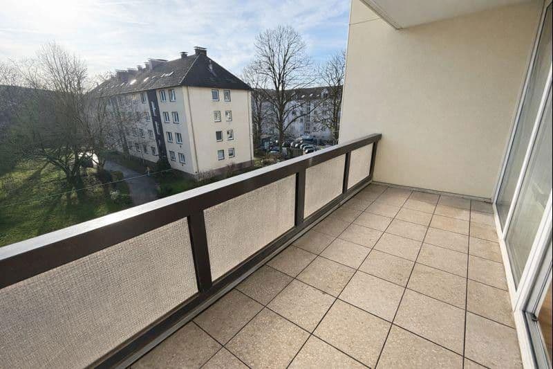 Pronájem bytu 2+1 50 m², Langerfelder Straße 115, Wuppertal, Severní Porýní-Vestfálsko Pronájem bytu 2+1 50 m², Langerfelder Straße 115, Wuppertal, Severní Porýní-Vestfálsko