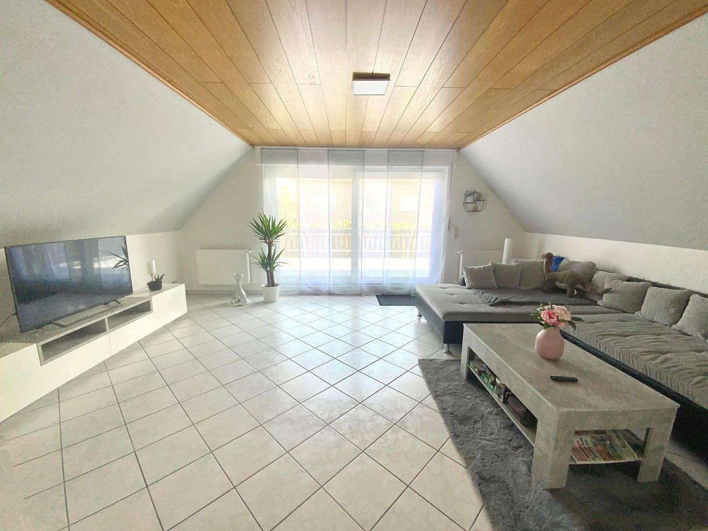 Pronájem bytu 2+1 91 m², Römerstraße 43, Selm, Severní Porýní-Vestfálsko Pronájem bytu 2+1 91 m², Römerstraße 43, Selm, Severní Porýní-Vestfálsko