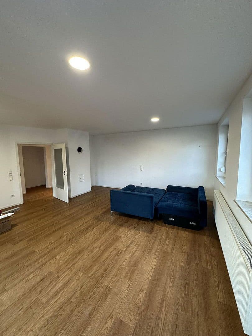 Pronájem bytu 4+1 142 m², Maria-Hilf-Straße 20, Berching, Bavorsko Pronájem bytu 4+1 142 m², Maria-Hilf-Straße 20, Berching, Bavorsko