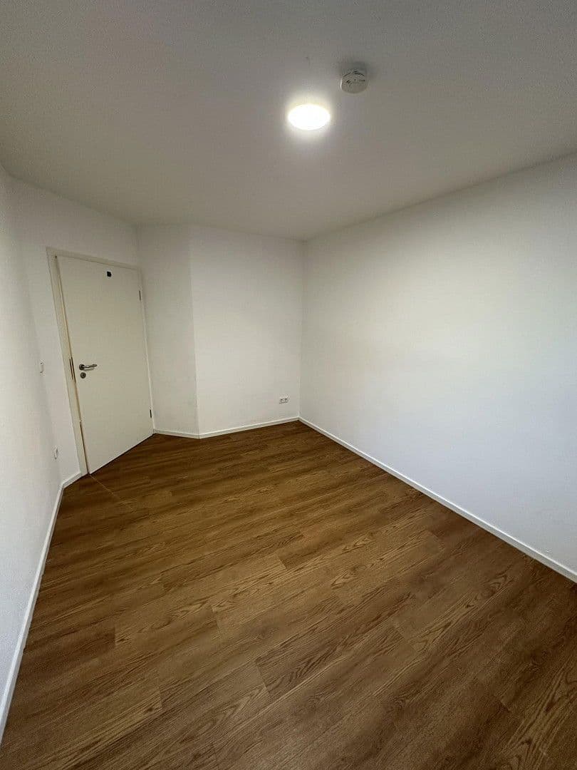 Pronájem bytu 4+1 142 m², Maria-Hilf-Straße 20, Berching, Bavorsko Pronájem bytu 4+1 142 m², Maria-Hilf-Straße 20, Berching, Bavorsko