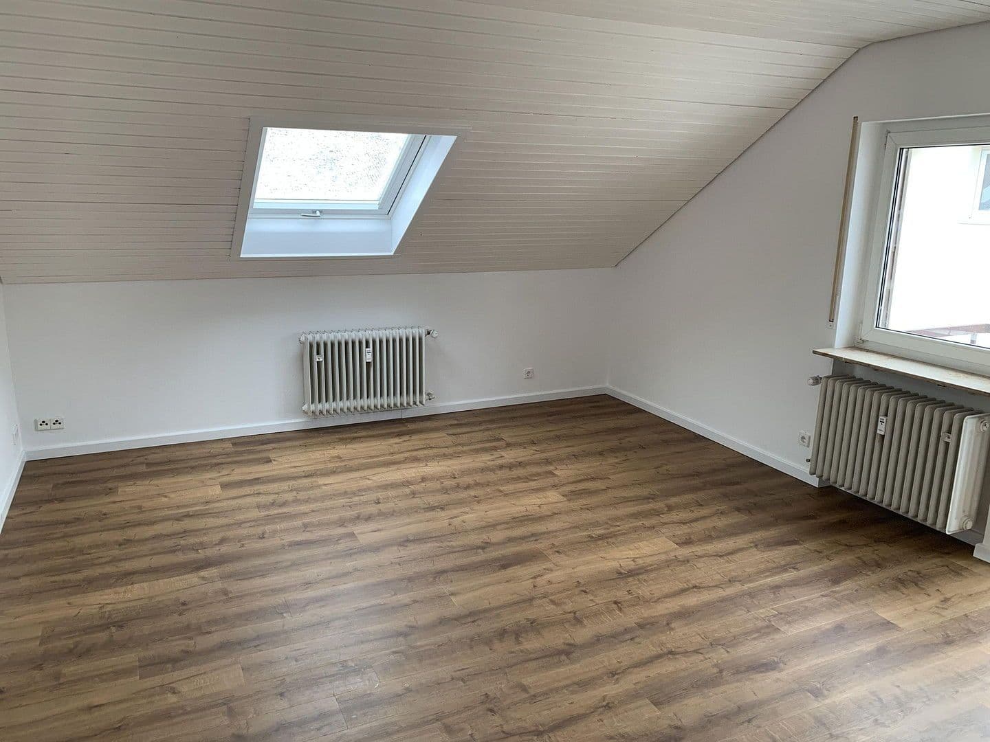 Pronájem bytu 3+1 64 m², Filderstadt, Bádensko-Württembersko Pronájem bytu 3+1 64 m², Filderstadt, Bádensko-Württembersko