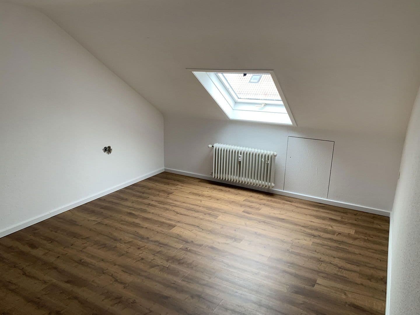 Pronájem bytu 3+1 64 m², Filderstadt, Bádensko-Württembersko Pronájem bytu 3+1 64 m², Filderstadt, Bádensko-Württembersko