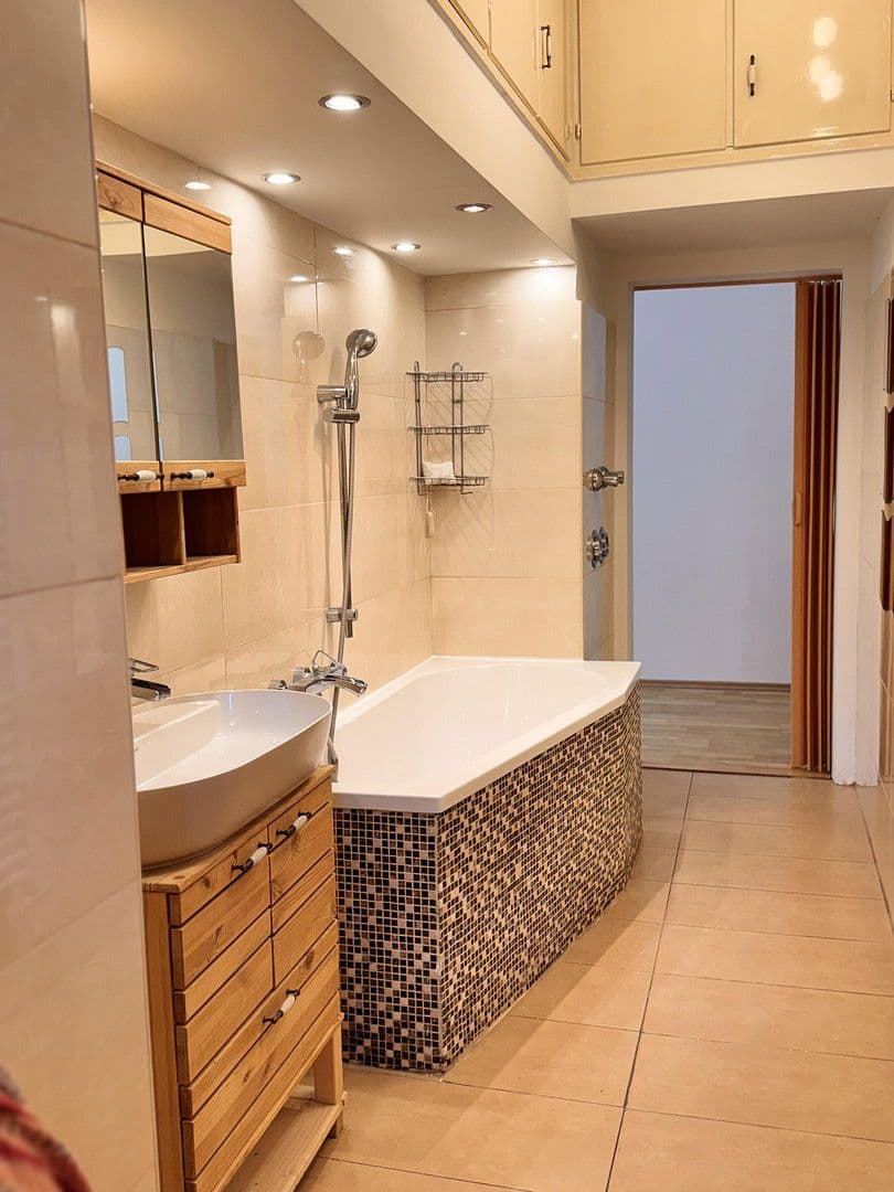 Prodej bytu 2+kk 68 m², Reichenbachstraße 5, Bad Reichenhall, Bavorsko Prodej bytu 2+kk 68 m², Reichenbachstraße 5, Bad Reichenhall, Bavorsko