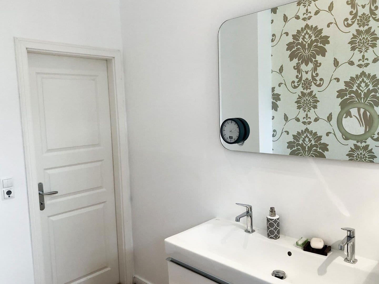 Prodej bytu 4+1 150 m², Berlin, Berlín Prodej bytu 4+1 150 m², Berlin, Berlín