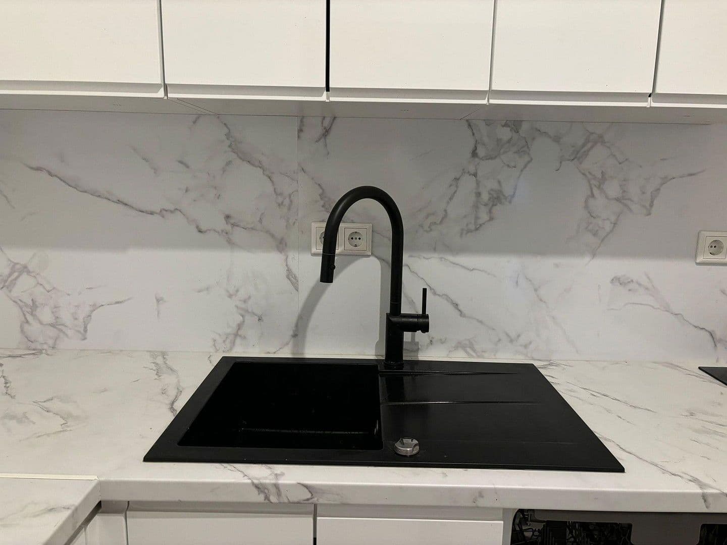 Pronájem bytu 3+1 73 m², Reckahner Dorfstr. 12, Kloster Lehnin, Braniborsko Pronájem bytu 3+1 73 m², Reckahner Dorfstr. 12, Kloster Lehnin, Braniborsko