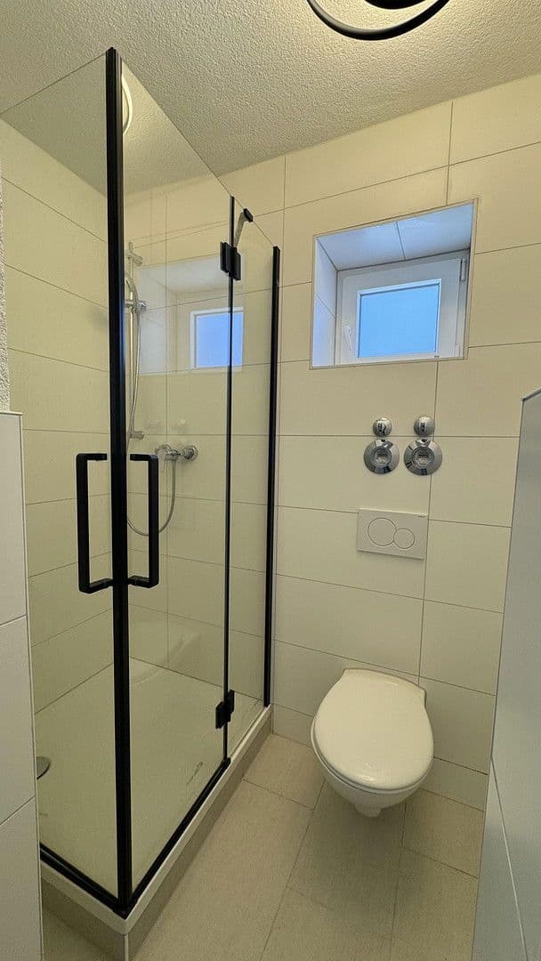 Pronájem bytu 3+1 60 m², Sperberstr. 26, Villingen-Schwenningen, Bádensko-Württembersko Pronájem bytu 3+1 60 m², Sperberstr. 26, Villingen-Schwenningen, Bádensko-Württembersko