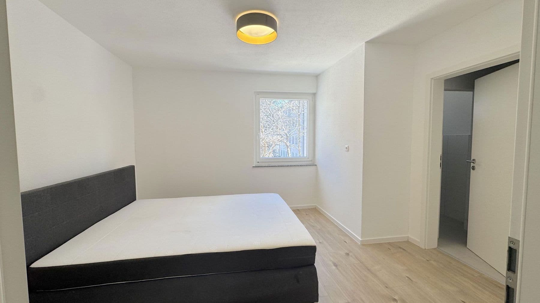 Pronájem bytu 3+1 60 m², Sperberstr. 26, Villingen-Schwenningen, Bádensko-Württembersko Pronájem bytu 3+1 60 m², Sperberstr. 26, Villingen-Schwenningen, Bádensko-Württembersko