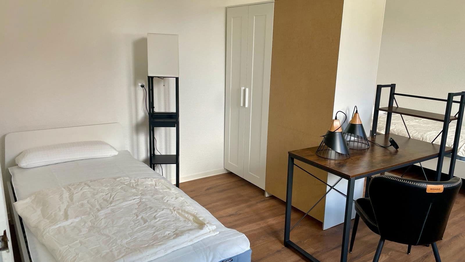 Pronájem bytu 5+1 155 m², Merseburger Str. 406, Halle/Saale, Sasko-Anhaltsko Pronájem bytu 5+1 155 m², Merseburger Str. 406, Halle/Saale, Sasko-Anhaltsko