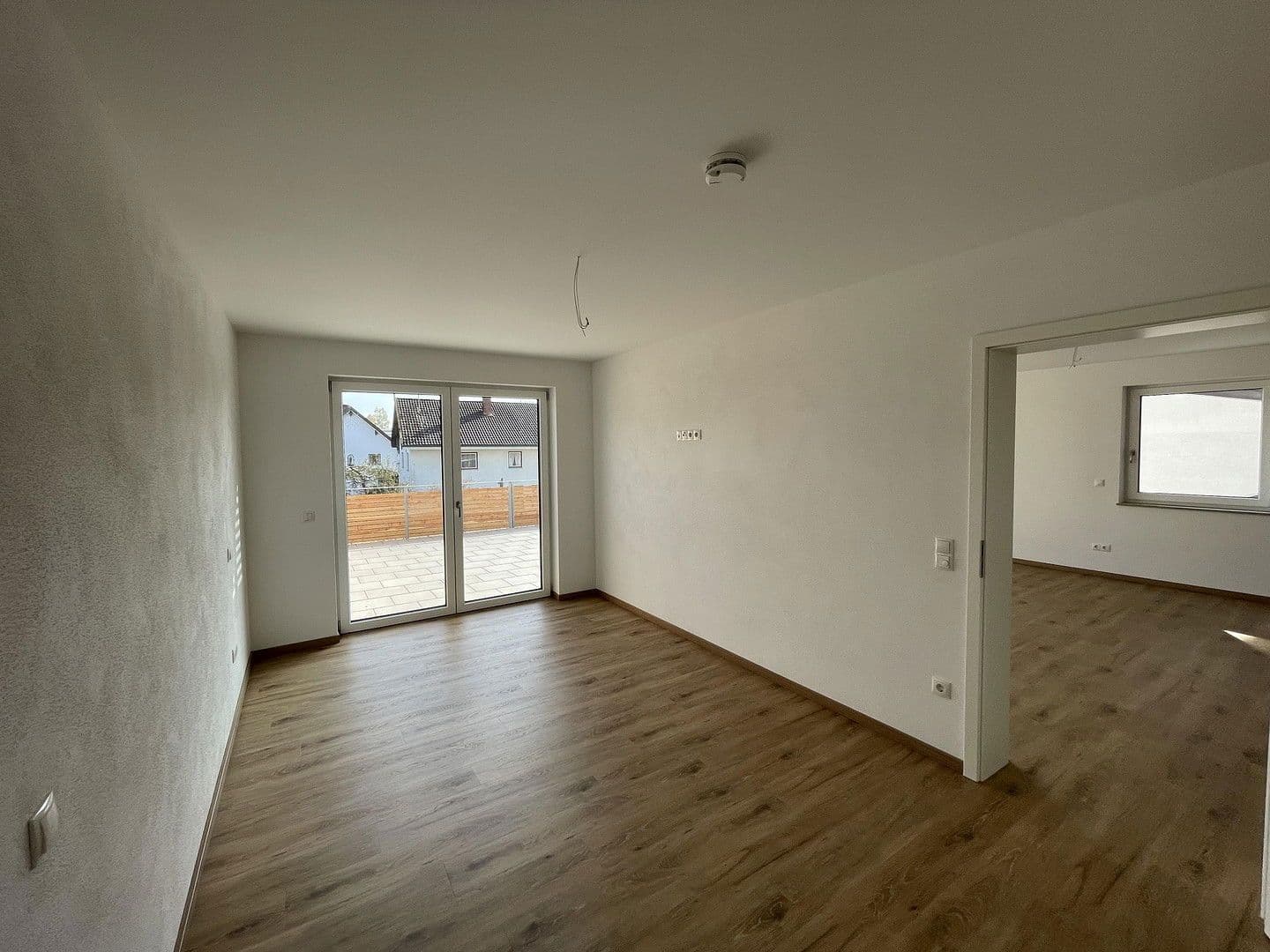 Pronájem bytu 3+1 105 m², Raiffeisenstraße 2b, Bodenkirchen, Bavorsko Pronájem bytu 3+1 105 m², Raiffeisenstraße 2b, Bodenkirchen, Bavorsko