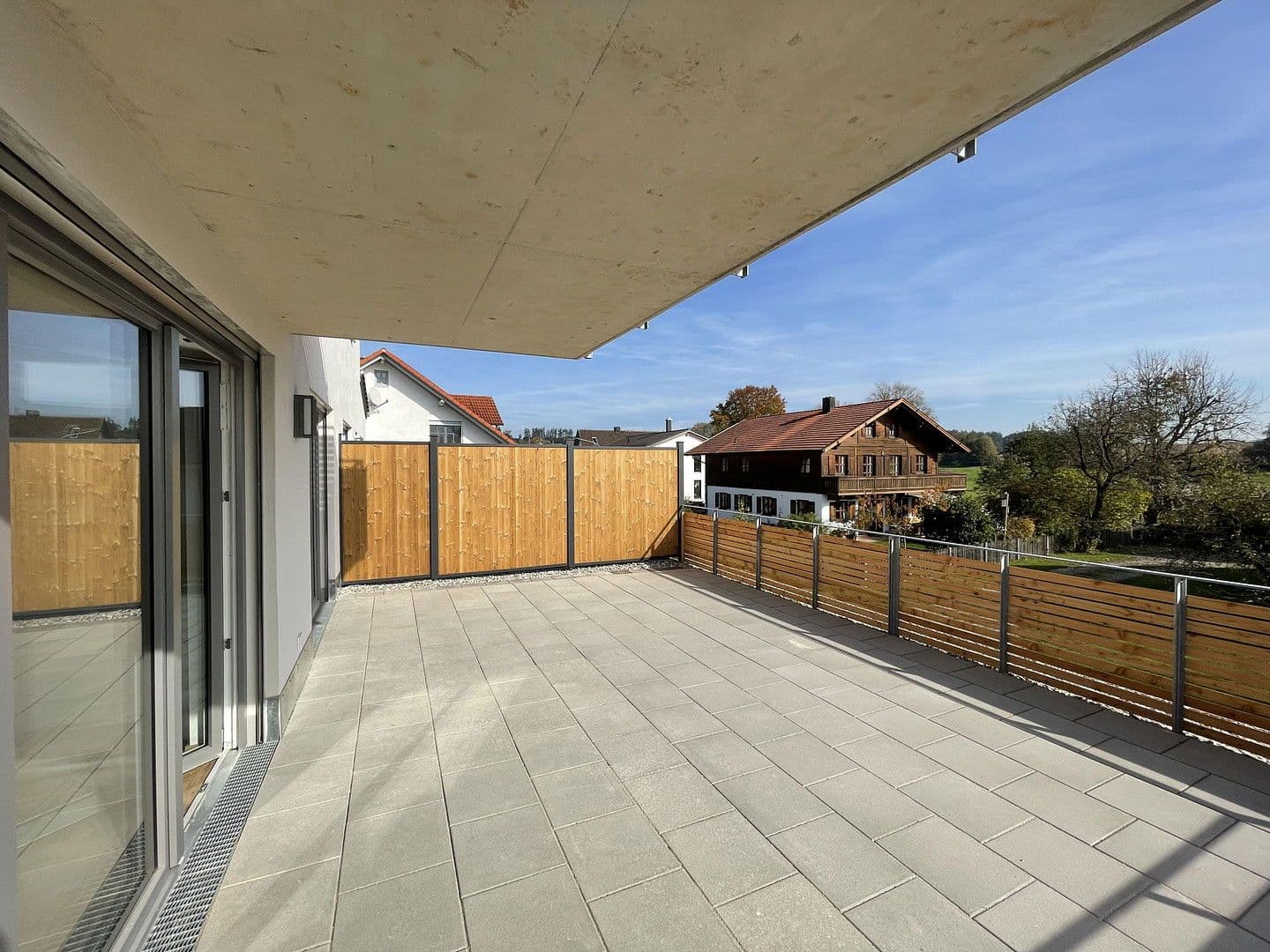 Pronájem bytu 3+1 105 m², Raiffeisenstraße 2b, Bodenkirchen, Bavorsko Pronájem bytu 3+1 105 m², Raiffeisenstraße 2b, Bodenkirchen, Bavorsko
