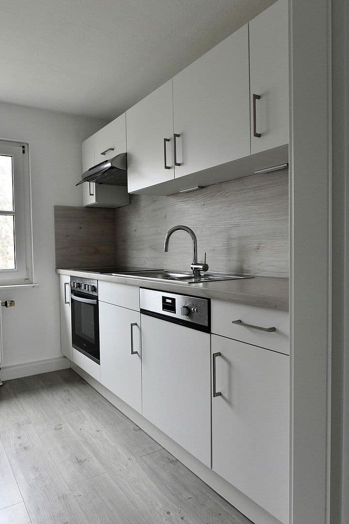 Pronájem bytu 3+1 84 m², Meinhardswindener Str. 35, Ansbach, Bavorsko Pronájem bytu 3+1 84 m², Meinhardswindener Str. 35, Ansbach, Bavorsko