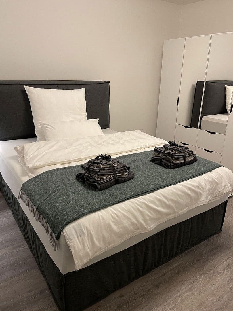 Pronájem bytu 2+1 54 m², Rauenthaler Straße 11A, Wiesbaden, Hessen Pronájem bytu 2+1 54 m², Rauenthaler Straße 11A, Wiesbaden, Hessen