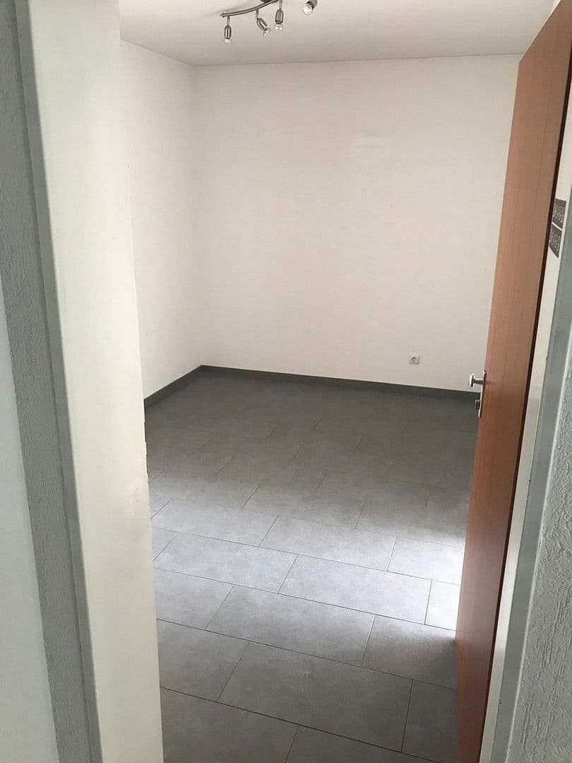 Pronájem bytu 2+1 62 m², Feldstr. 10, Kreuzau, Severní Porýní-Vestfálsko Pronájem bytu 2+1 62 m², Feldstr. 10, Kreuzau, Severní Porýní-Vestfálsko