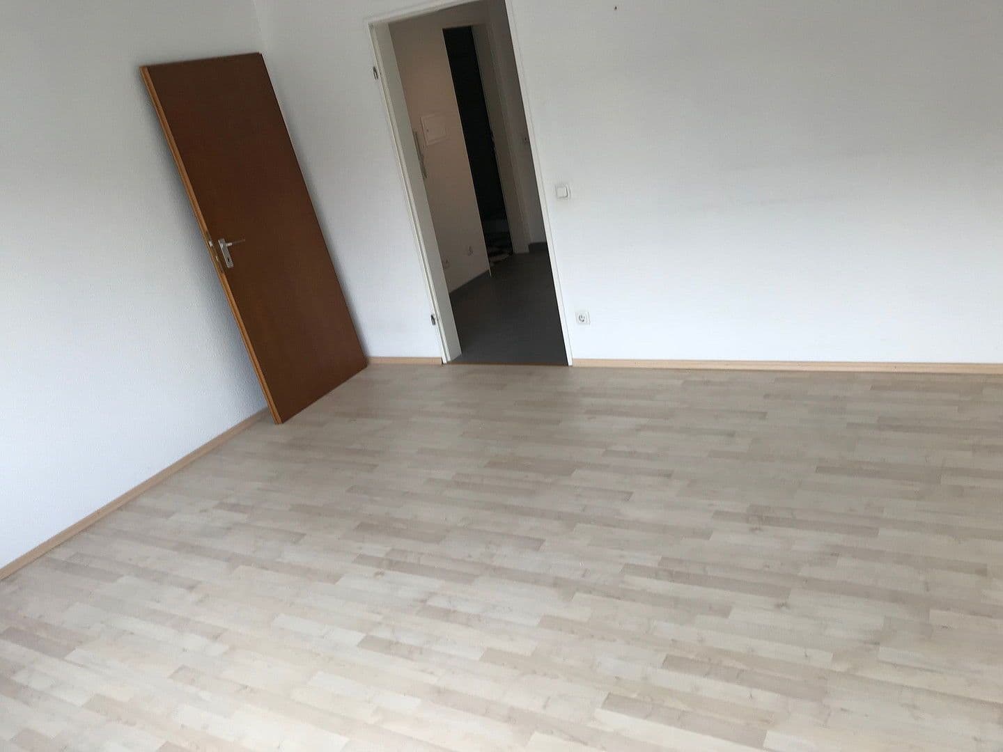 Pronájem bytu 2+1 62 m², Feldstr. 10, Kreuzau, Severní Porýní-Vestfálsko Pronájem bytu 2+1 62 m², Feldstr. 10, Kreuzau, Severní Porýní-Vestfálsko