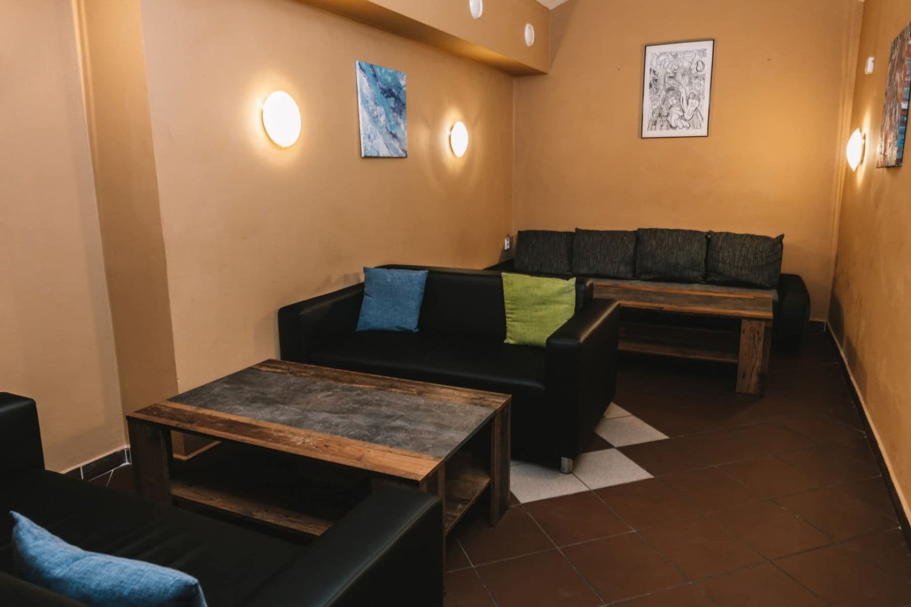 Pronájem nebytového prostoru 75 m², 9. května, Tábor, Jihočeský kraj Pronájem nebytového prostoru 75 m², 9. května, Tábor, Jihočeský kraj