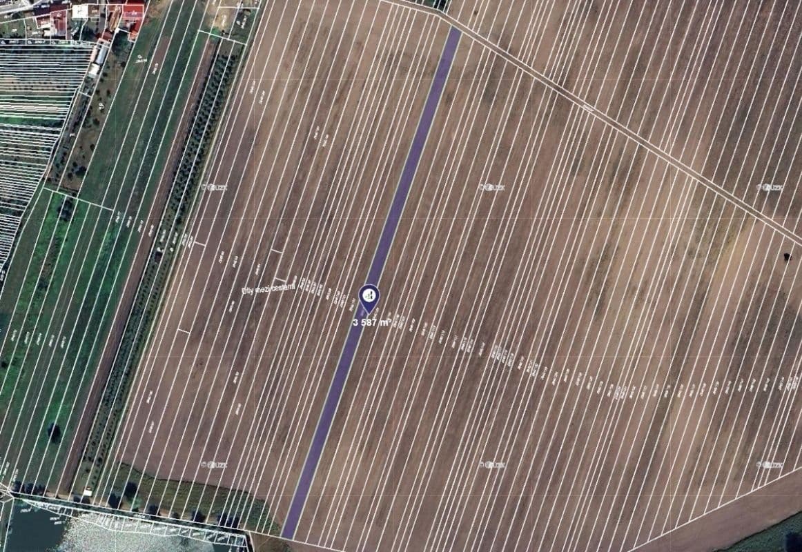 Prodej pozemku 3.587 m², Dubňany, Jihomoravský kraj Prodej pozemku 3.587 m², Dubňany, Jihomoravský kraj
