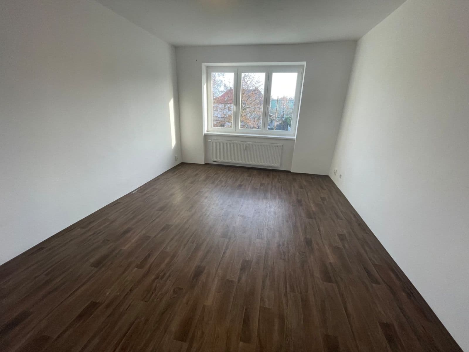 Pronájem bytu 3+kk 60 m², SNP, Chomutov, Ústecký kraj Pronájem bytu 3+kk 60 m², SNP, Chomutov, Ústecký kraj