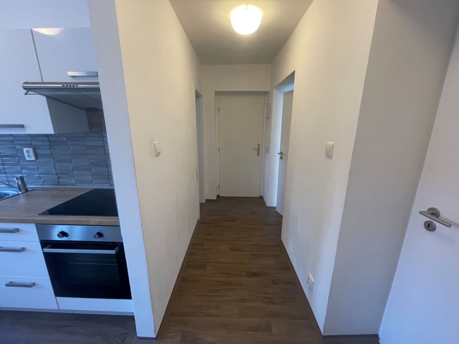 Pronájem bytu 3+kk 60 m², SNP, Chomutov, Ústecký kraj Pronájem bytu 3+kk 60 m², SNP, Chomutov, Ústecký kraj