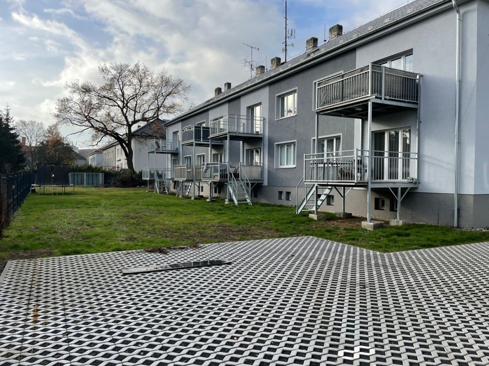 Pronájem bytu 3+kk 60 m², SNP, Chomutov, Ústecký kraj Pronájem bytu 3+kk 60 m², SNP, Chomutov, Ústecký kraj