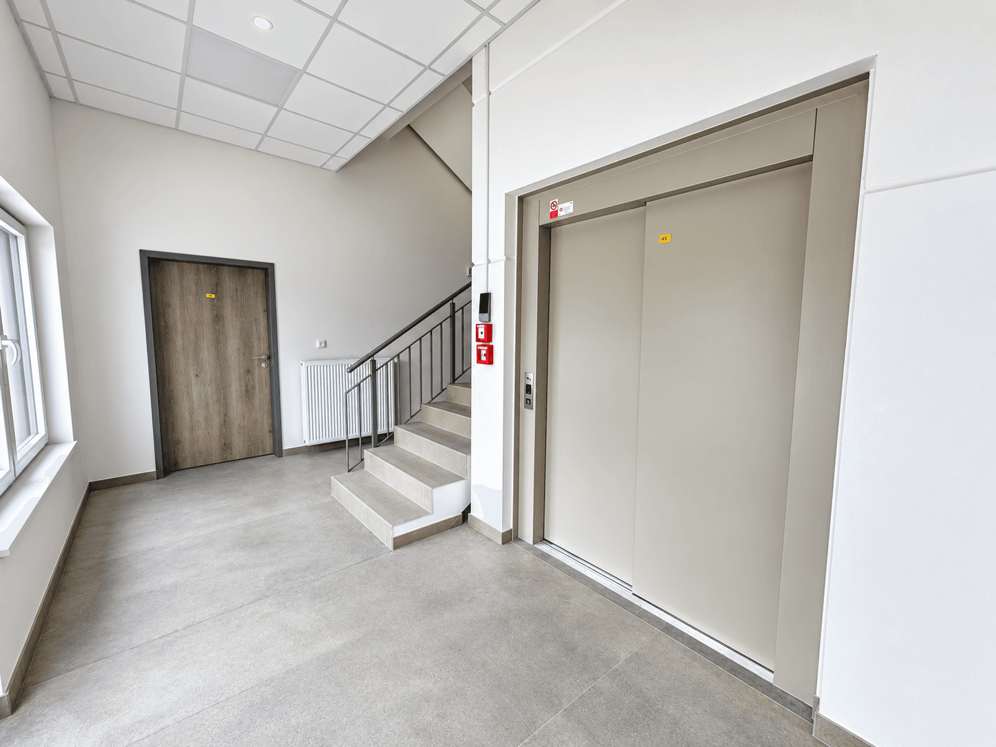Pronájem nebytového prostoru 580 m², K Pérovně, Praha, Praha Pronájem nebytového prostoru 580 m², K Pérovně, Praha, Praha