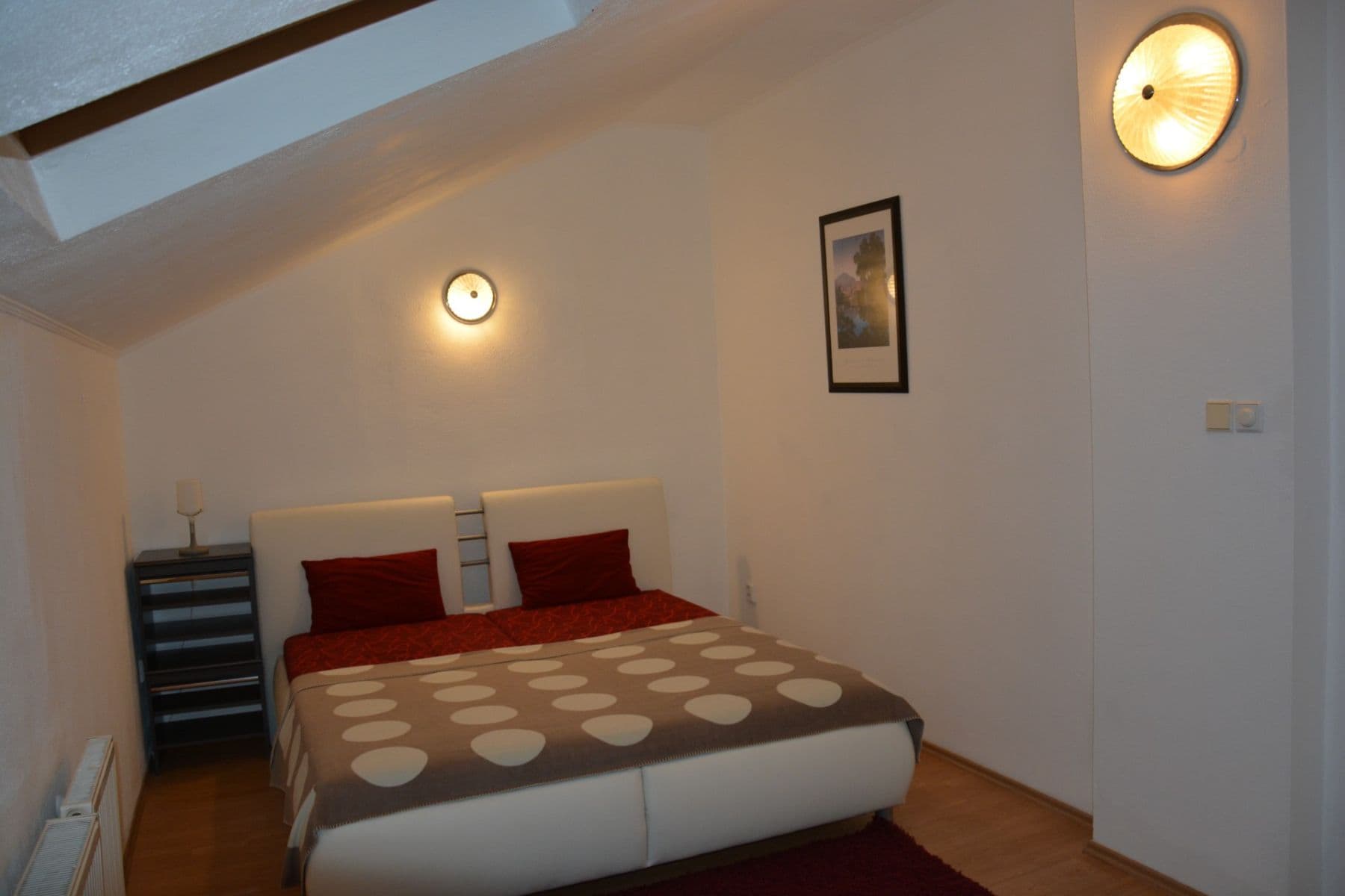 Pronájem bytu 3+1 100 m², Zvíkovská, Praha, Praha Pronájem bytu 3+1 100 m², Zvíkovská, Praha, Praha