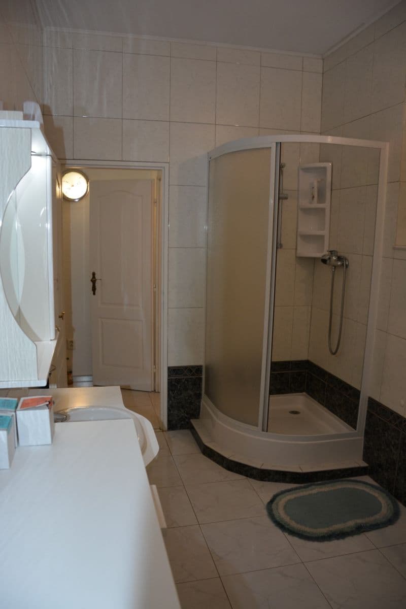 Pronájem bytu 3+1 100 m², Zvíkovská, Praha, Praha Pronájem bytu 3+1 100 m², Zvíkovská, Praha, Praha