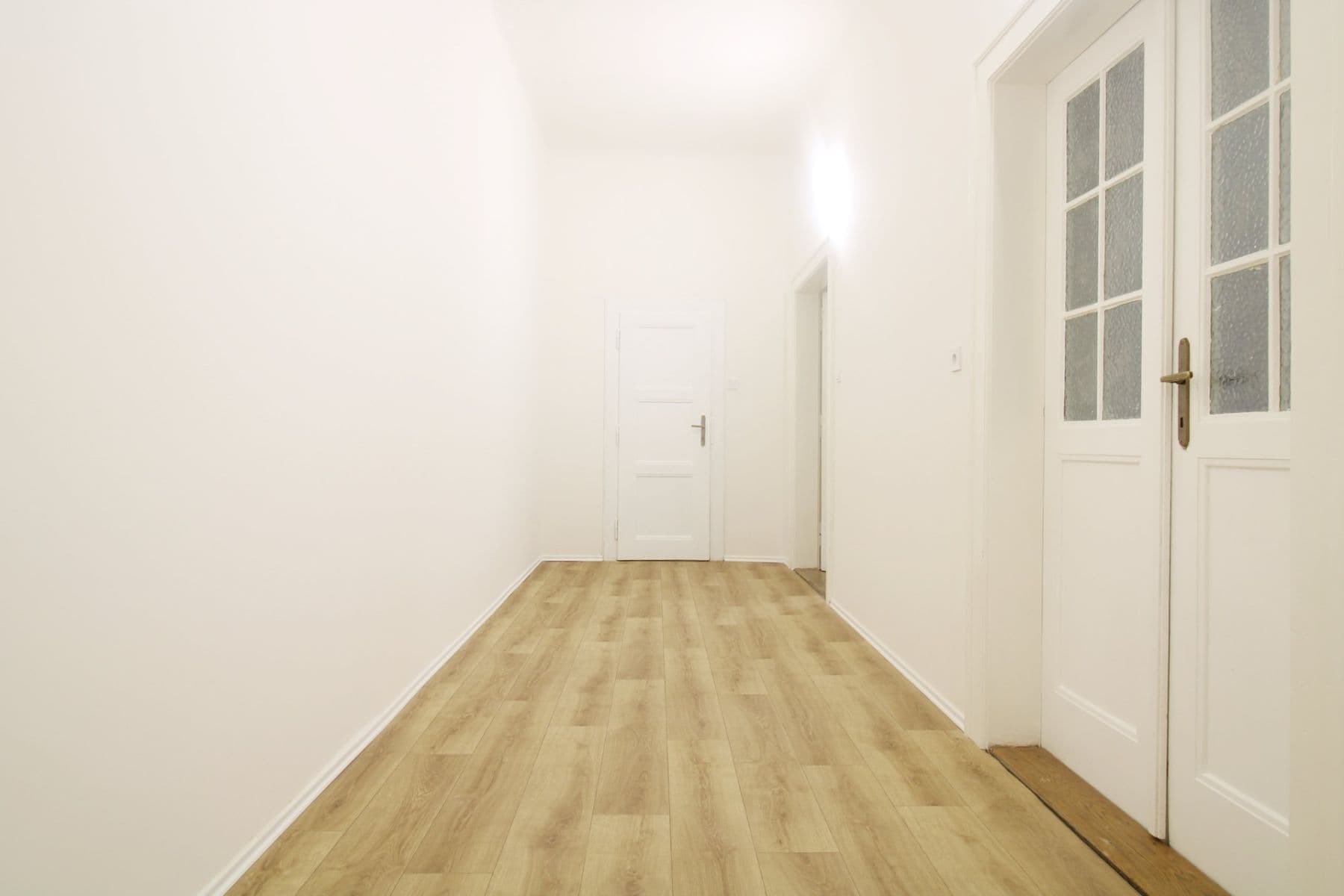 Pronájem bytu 2+kk 75 m², Kolínská, Praha, Praha Pronájem bytu 2+kk 75 m², Kolínská, Praha, Praha