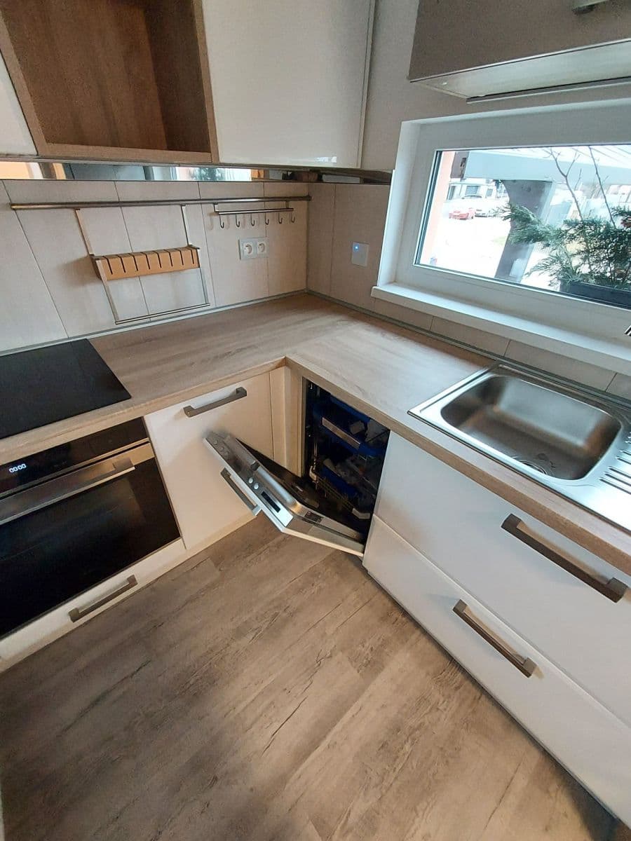 Pronájem bytu 2+kk 40 m², Václava Rytíře, Úvaly, Středočeský kraj Pronájem bytu 2+kk 40 m², Václava Rytíře, Úvaly, Středočeský kraj