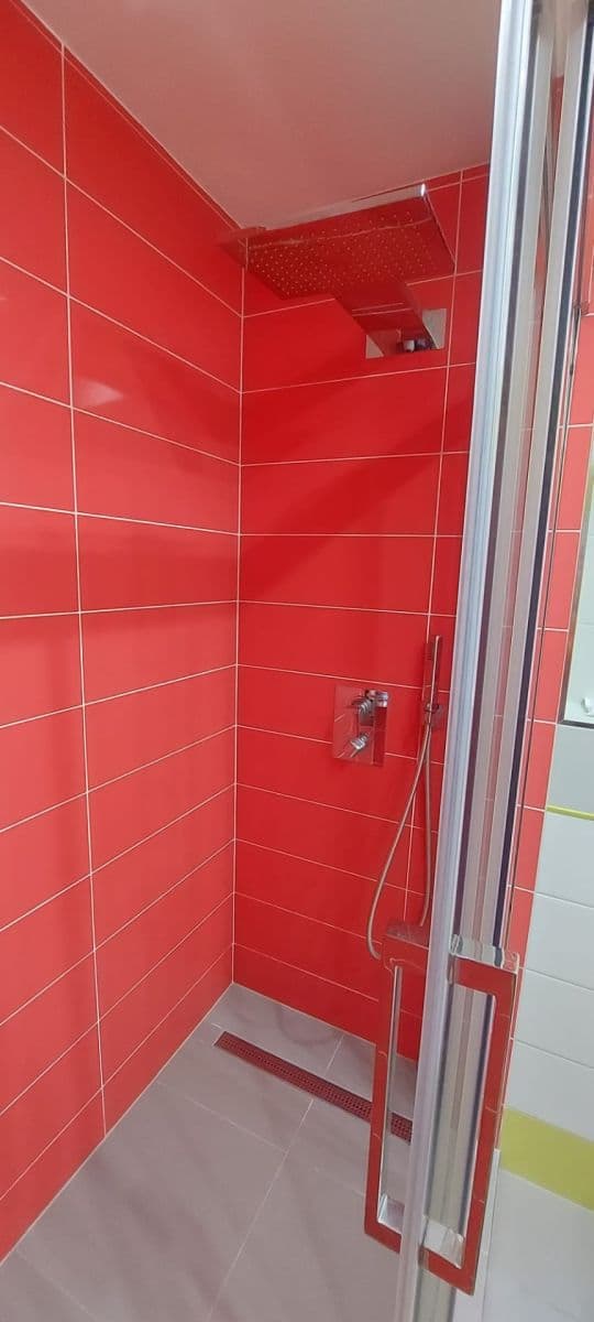 Prodej bytu 5+1 118 m², Sklepní, Chomutov, Ústecký kraj Prodej bytu 5+1 118 m², Sklepní, Chomutov, Ústecký kraj