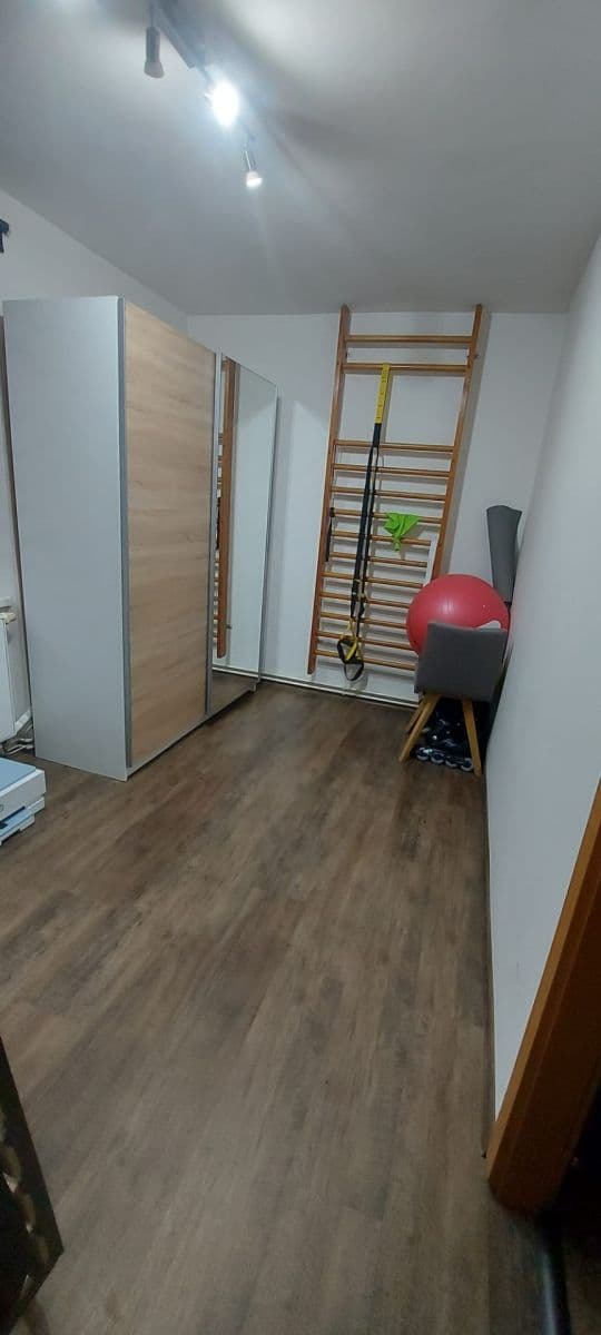 Prodej bytu 5+1 118 m², Sklepní, Chomutov, Ústecký kraj Prodej bytu 5+1 118 m², Sklepní, Chomutov, Ústecký kraj