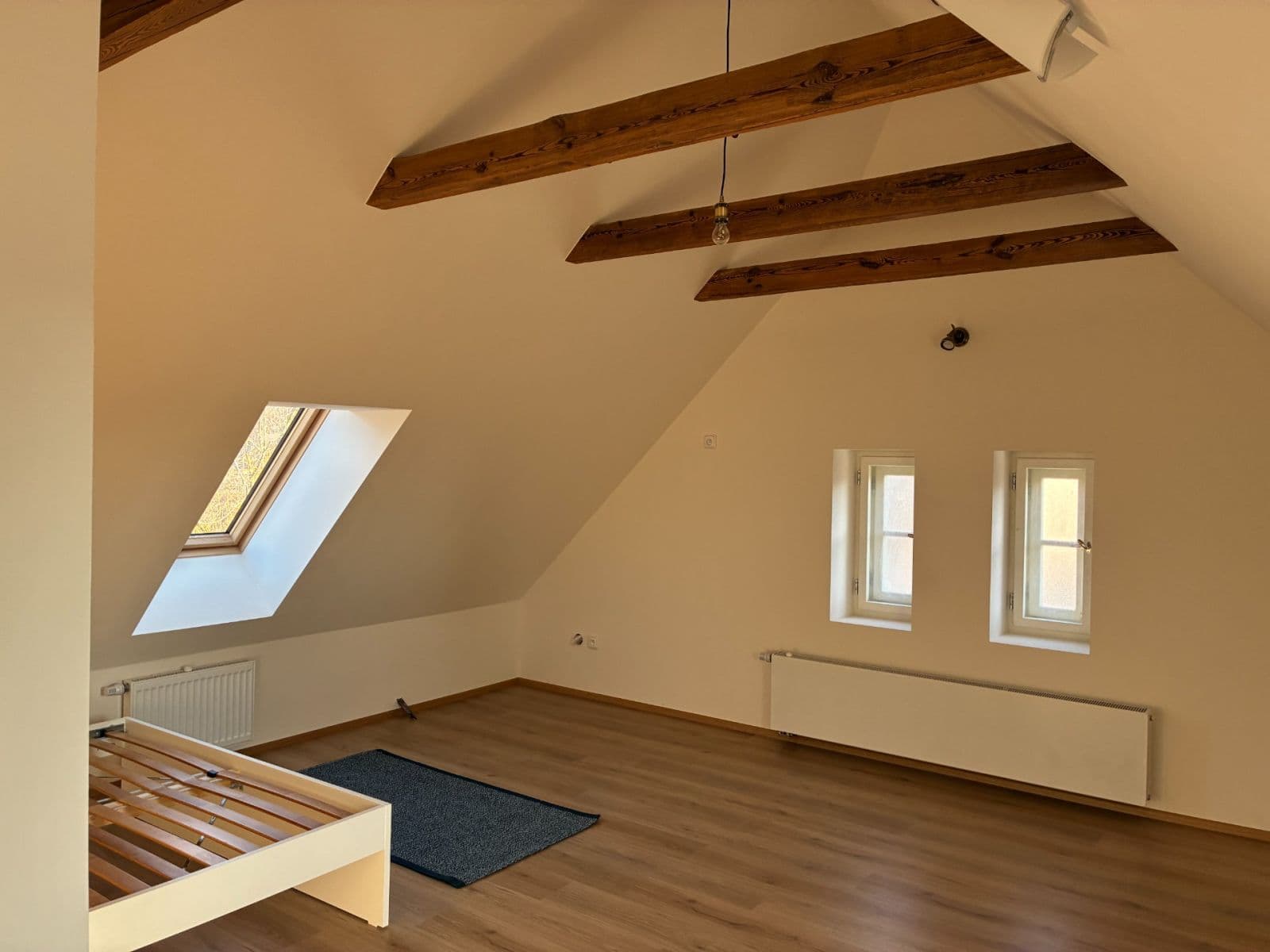 Pronájem bytu 1+kk 42 m², Za Mlýnem, Hostivice, Středočeský kraj Pronájem bytu 1+kk 42 m², Za Mlýnem, Hostivice, Středočeský kraj