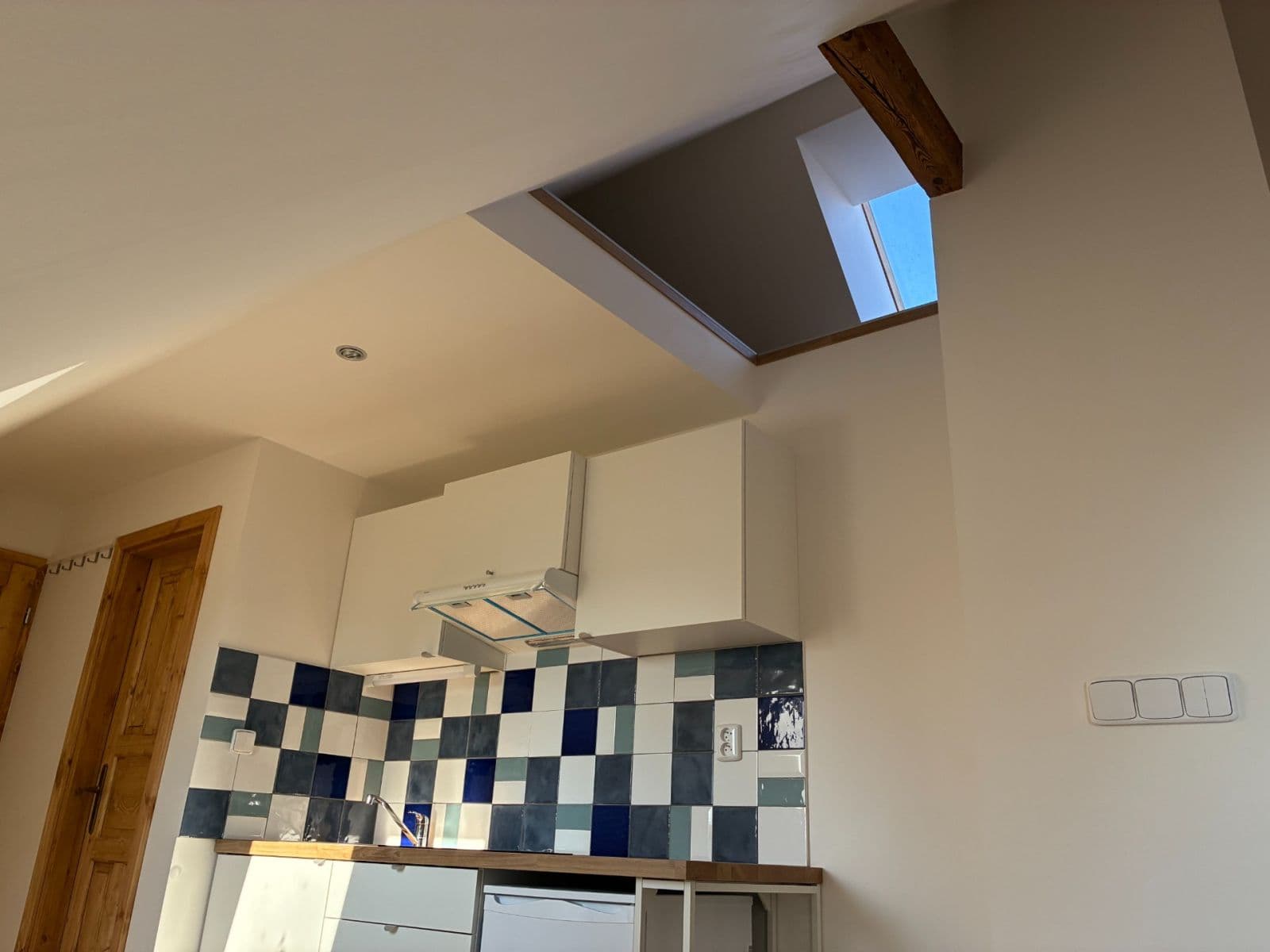 Pronájem bytu 1+kk 42 m², Za Mlýnem, Hostivice, Středočeský kraj Pronájem bytu 1+kk 42 m², Za Mlýnem, Hostivice, Středočeský kraj