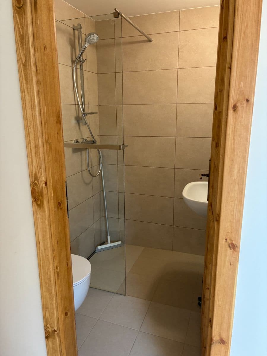 Pronájem bytu 1+kk 42 m², Za Mlýnem, Hostivice, Středočeský kraj Pronájem bytu 1+kk 42 m², Za Mlýnem, Hostivice, Středočeský kraj