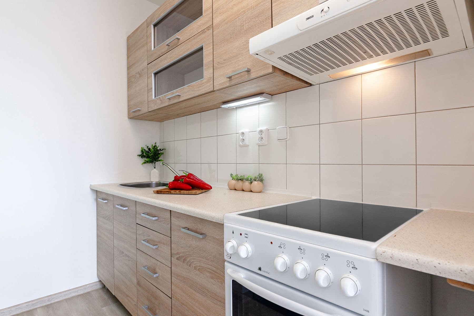 Prodej bytu 2+kk 43 m², Poznaňská, Praha, Praha Prodej bytu 2+kk 43 m², Poznaňská, Praha, Praha