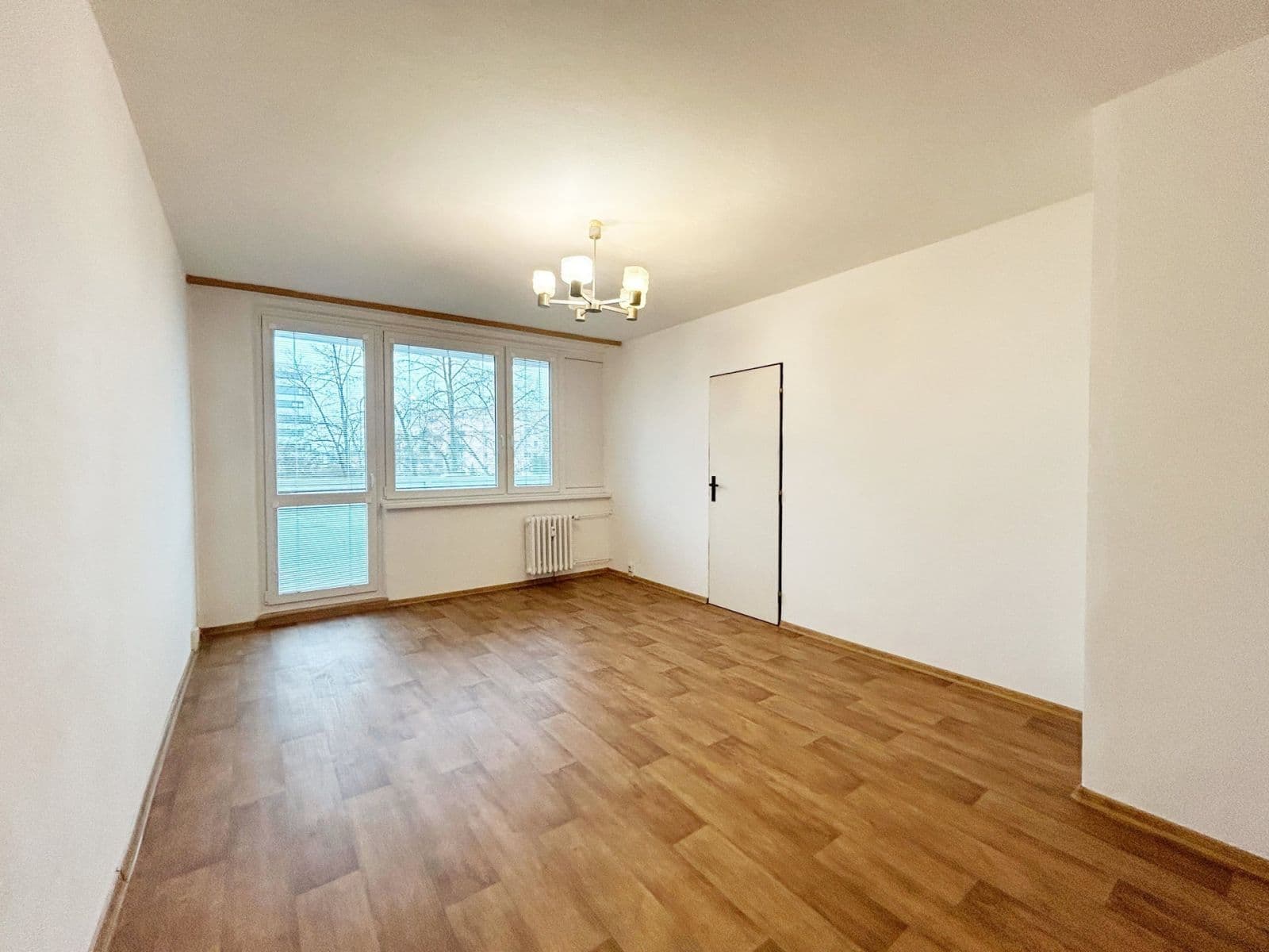 Pronájem bytu 4+1 89 m², Doležalova, Praha, Praha Pronájem bytu 4+1 89 m², Doležalova, Praha, Praha